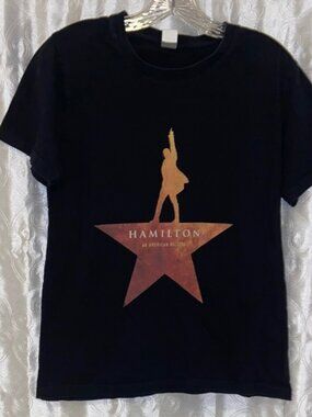 Hamilton Musical Graphic Tee Women’s Size Small 🔥 C1